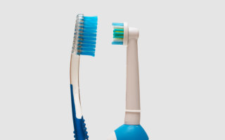 Justin Tebbenkamp DDS - Blacksburg Dentist - electric-vs-manual-toothbrush